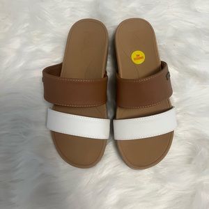 Reef brown and white sandals women’s size 6